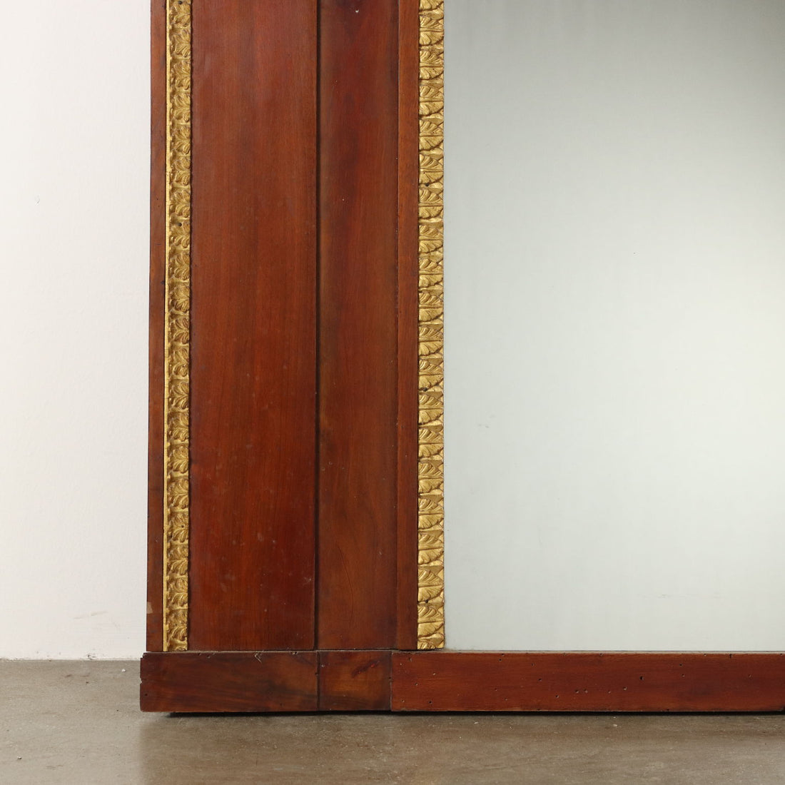  | Antiques  Mirrors & Frames