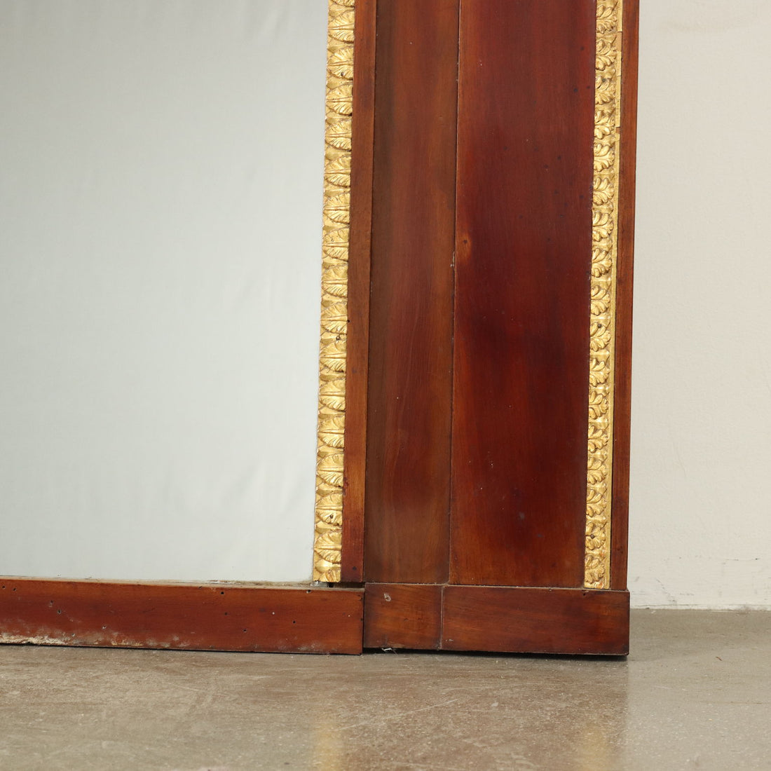  | Antiques  Mirrors & Frames