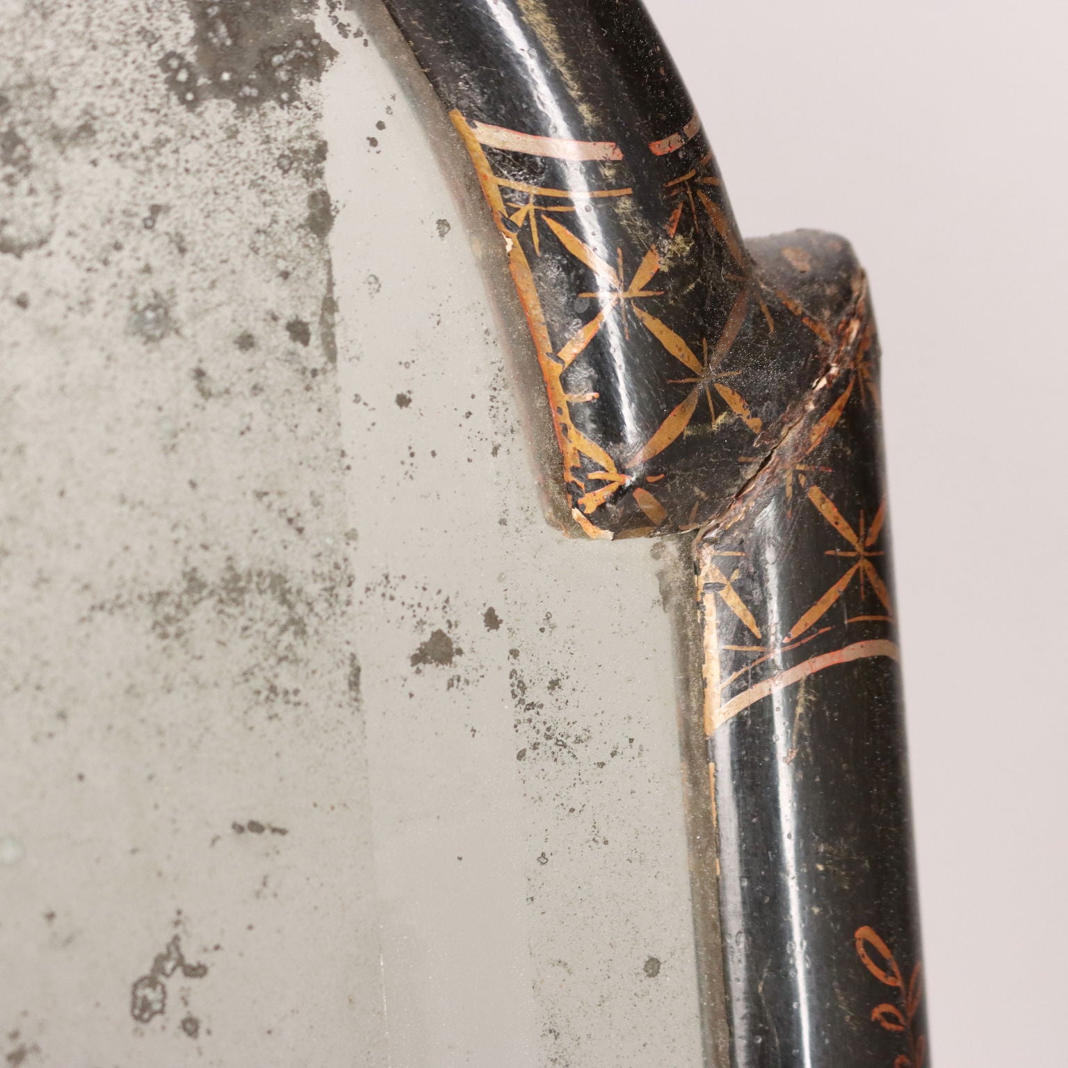  | Antiques  Mirrors & Frames