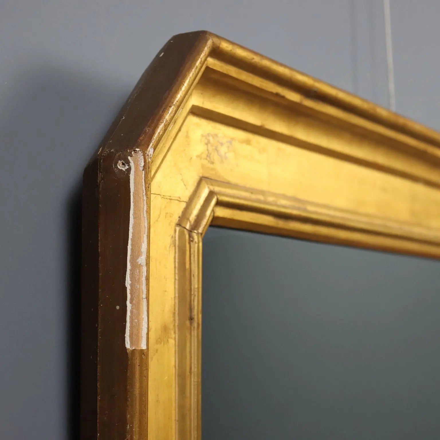Umbertine Tray Frame in Gilded Fir