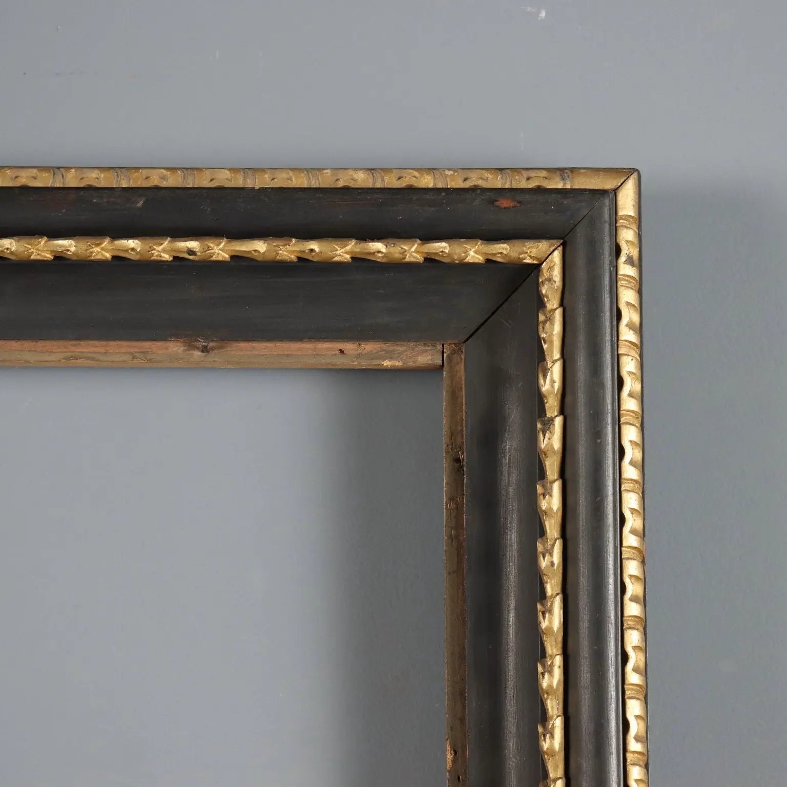 Antique Neoclassical Frame Ebony Painted Wood XVIII Century - Central Italy, Late XVIII Century | Antiques | Mirrors & Frames