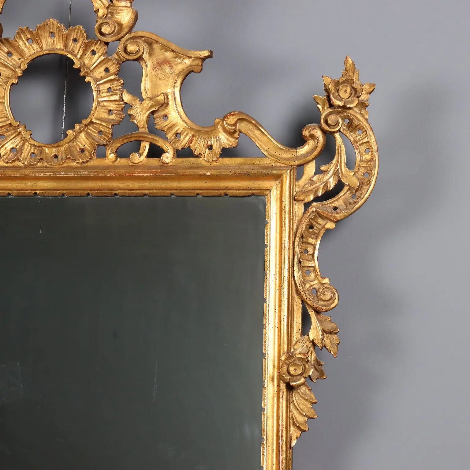 Italian Mirror in Carved Gilded Wood