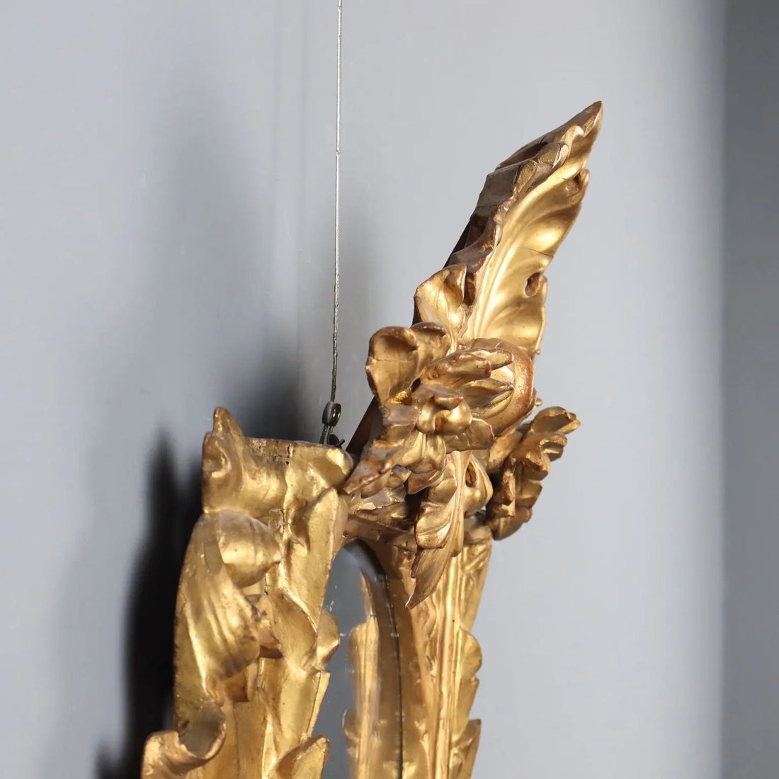Italian Baroque Mirror in Gilded Wood