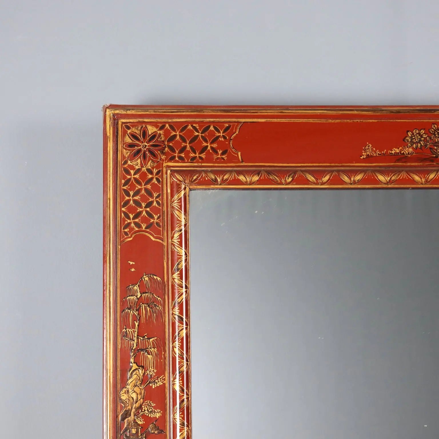 Lacquered Wood Chinoiserie Mirror - China 1900s