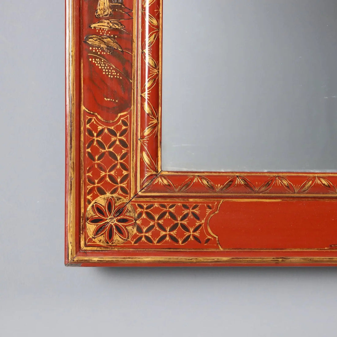 Lacquered Wood Chinoiserie Mirror - China 1900s
