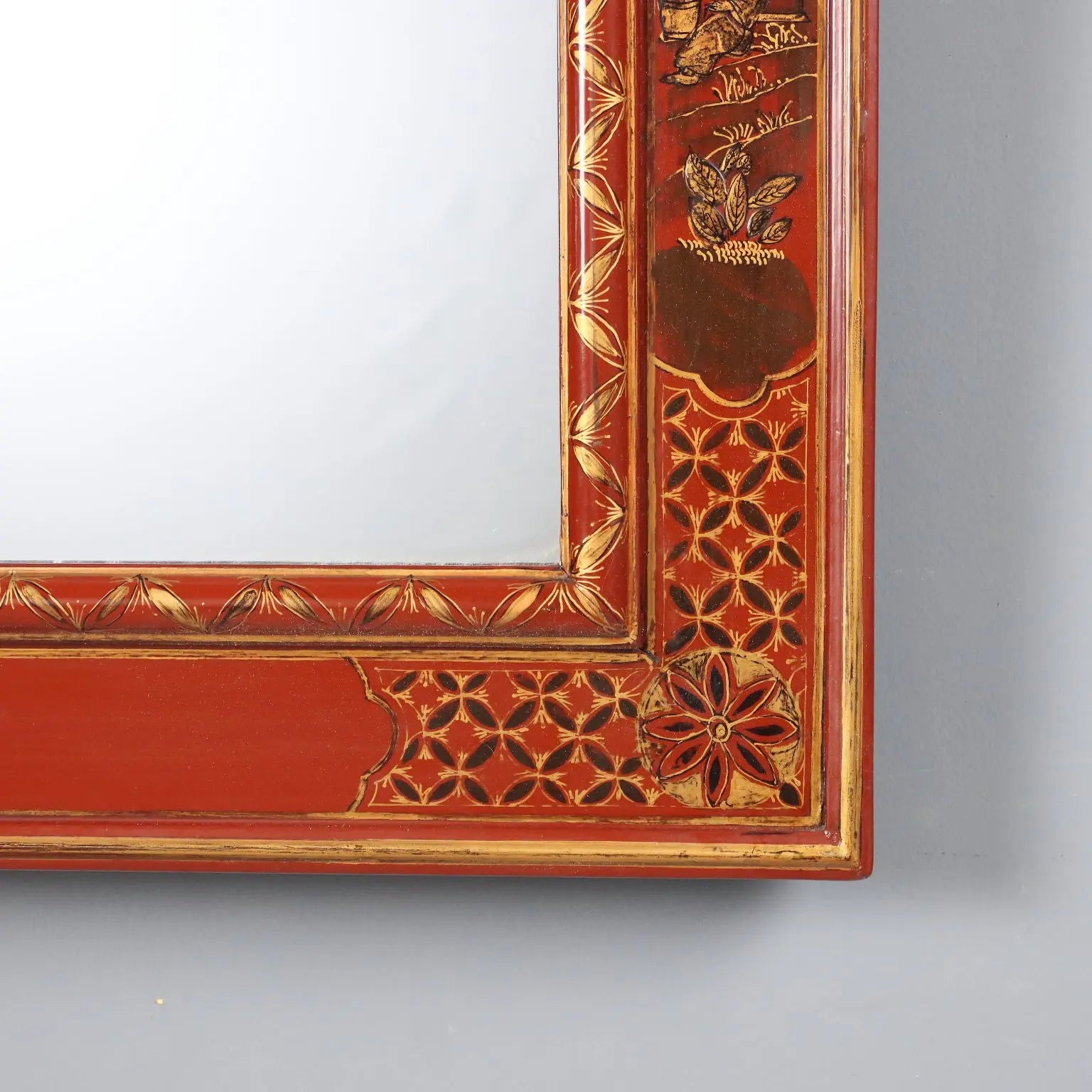 Lacquered Wood Chinoiserie Mirror - China 1900s