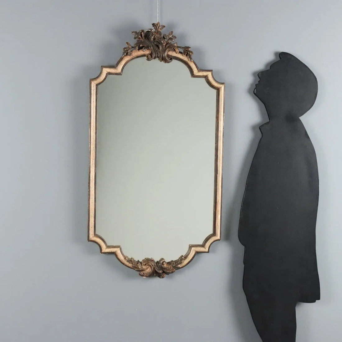Carved Wood Mirror - Italy 20th Century