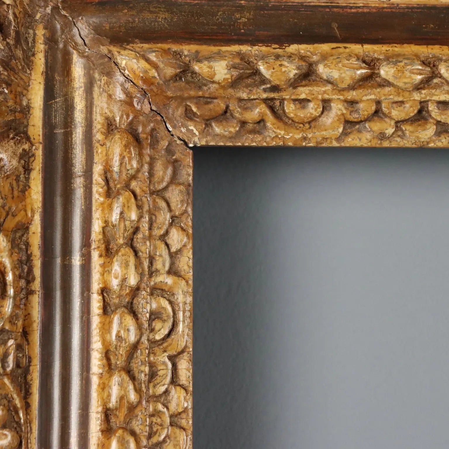Antique Frame Carved Wood Flower Decorations Italy XVIII Century