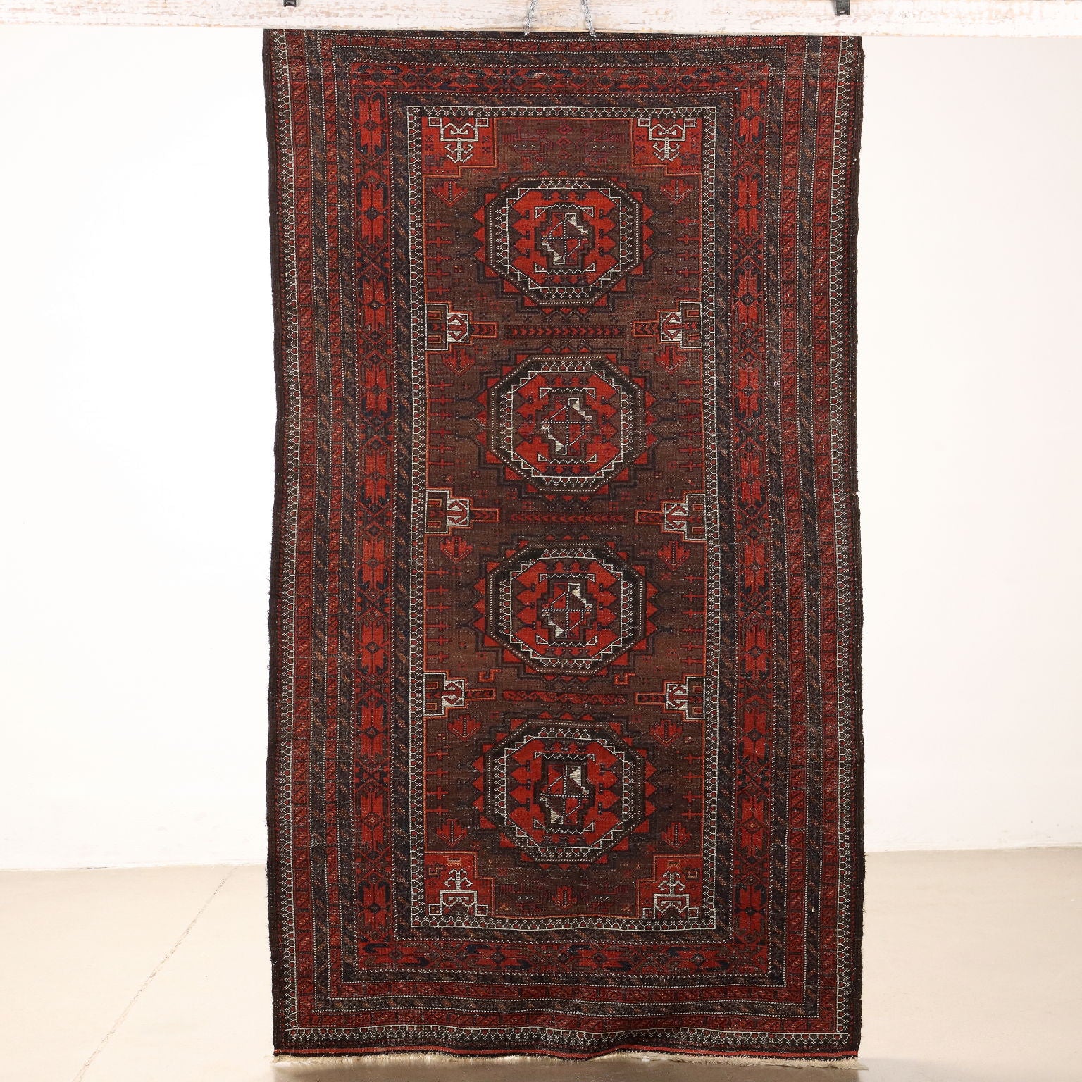  | Antiques  Carpets