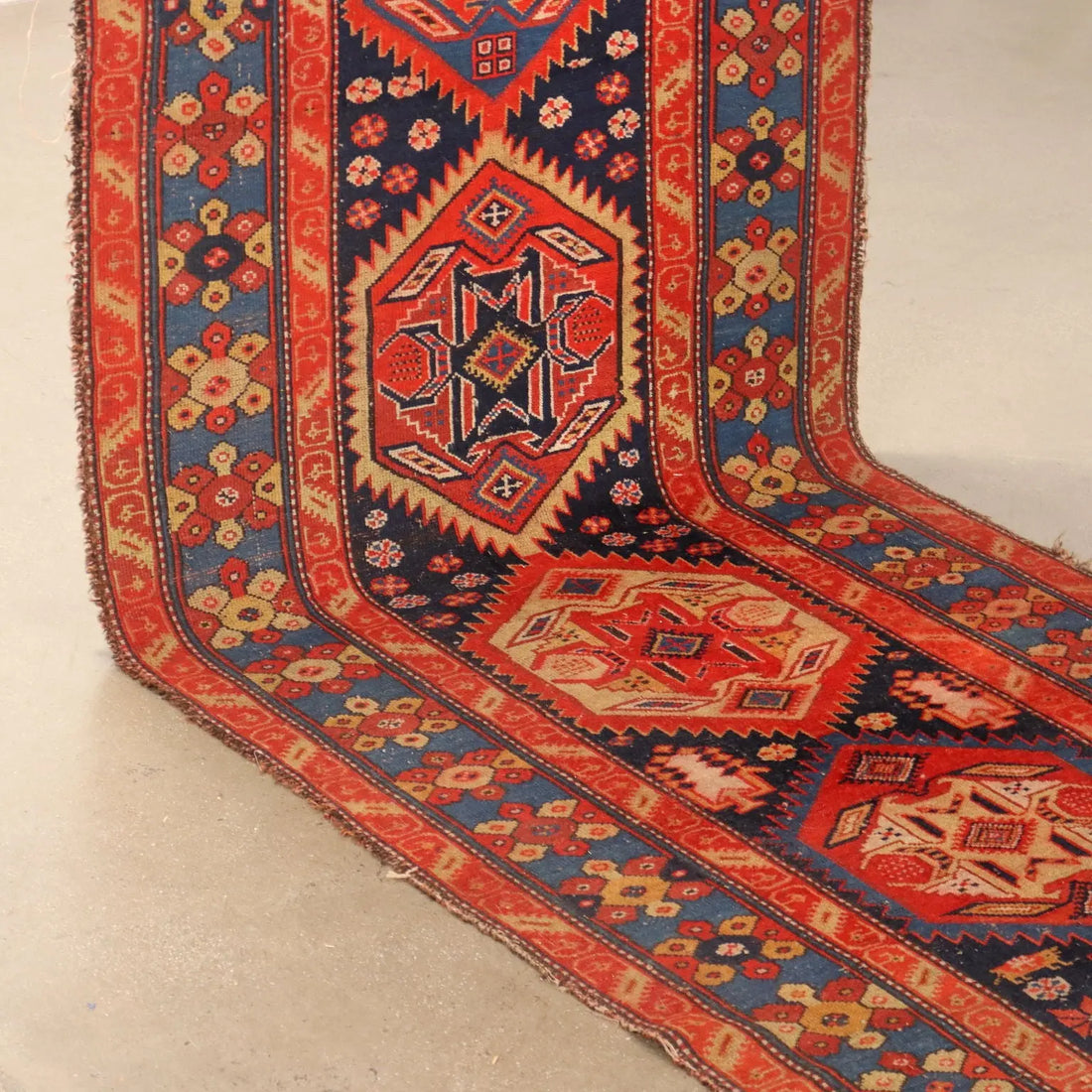 Ancient Sarab Carpet  Wool Thin Knot Handmade Furnishing - 532 x 110 cm | Antiques | Carpets