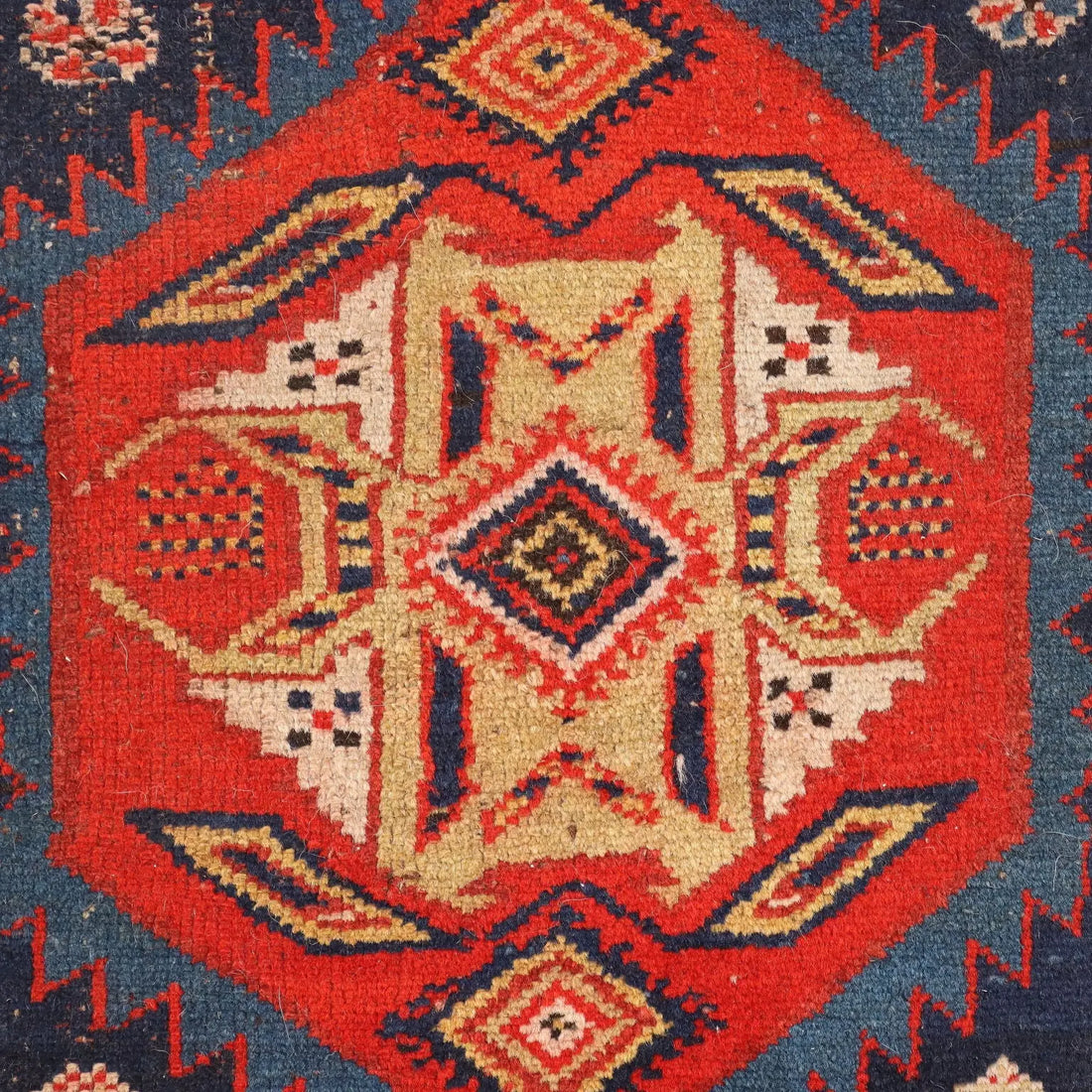 Ancient Sarab Carpet  Wool Thin Knot Handmade Furnishing - 532 x 110 cm | Antiques | Carpets