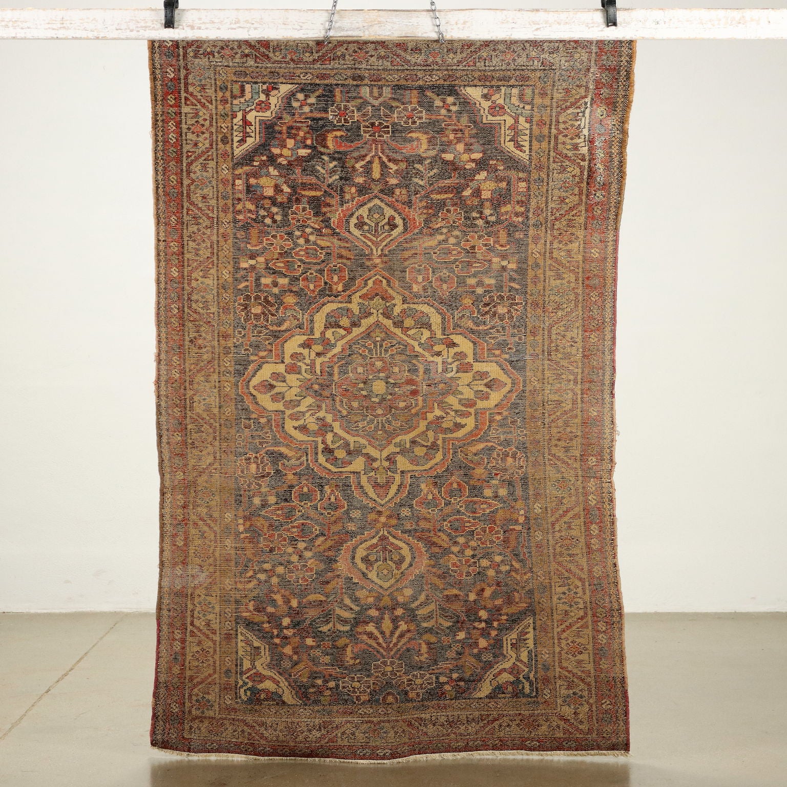  | Antiques  Carpets