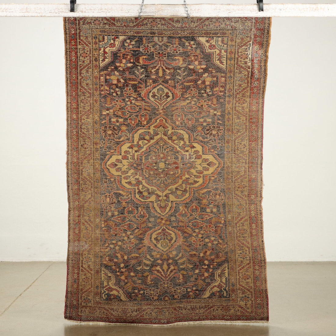  | Antiques  Carpets