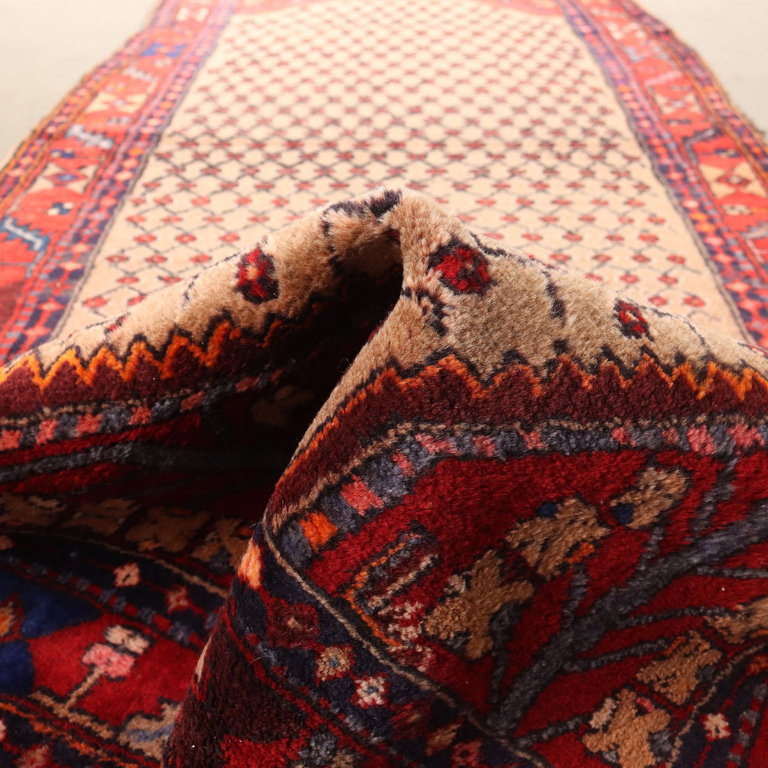  | Antiques  Carpets