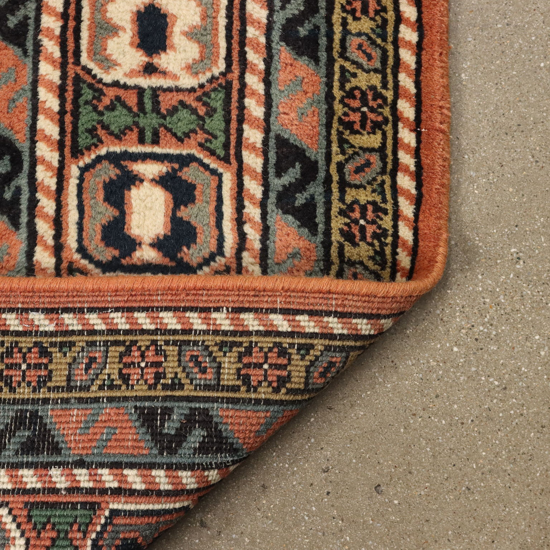  | Antiques  Carpets