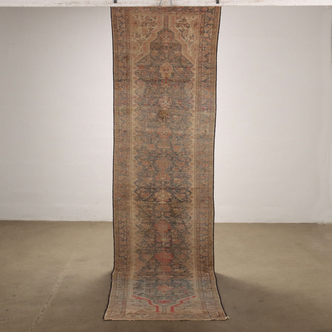  | Antiques  Carpets