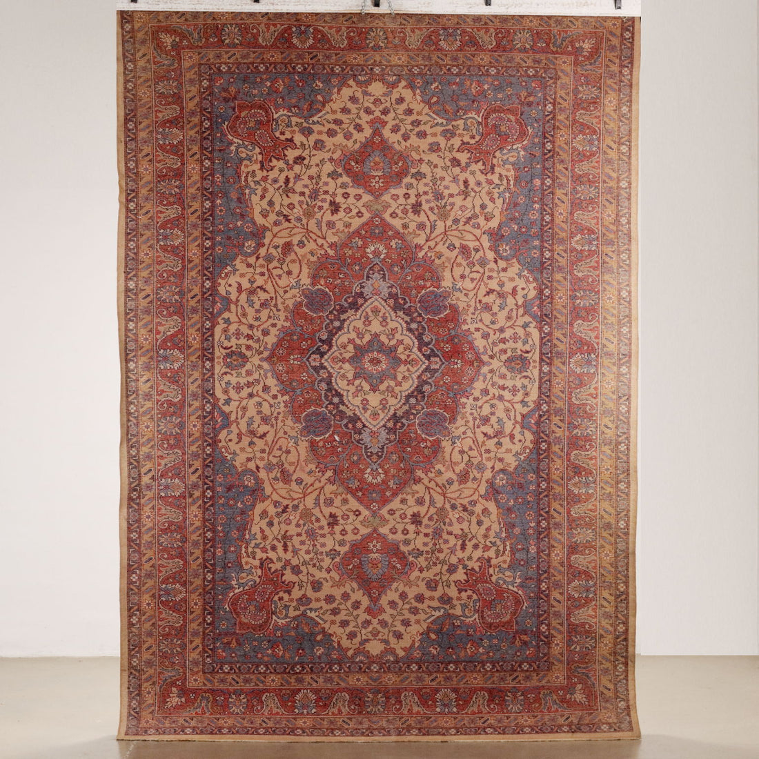 | Antiques  Carpets