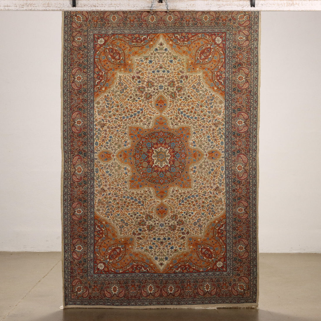  | Antiques  Carpets
