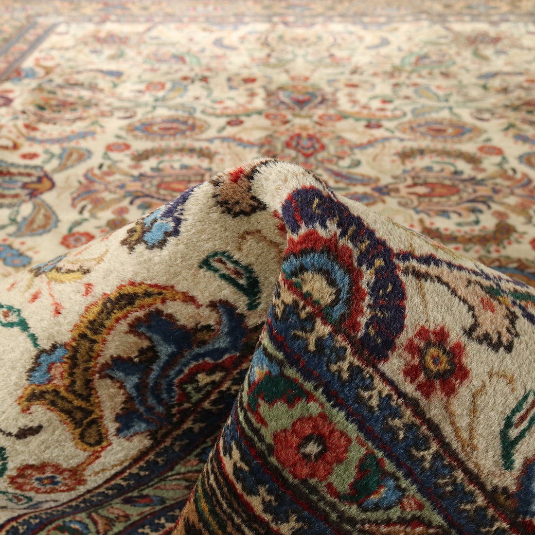  | Antiques  Carpets