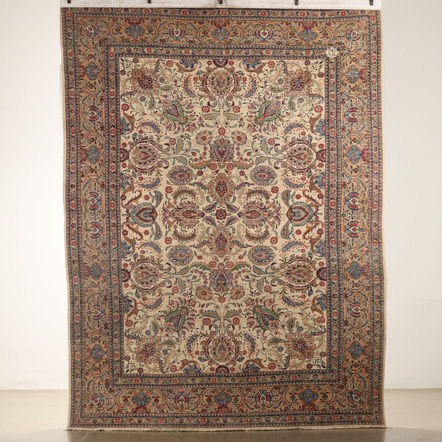  | Antiques  Carpets