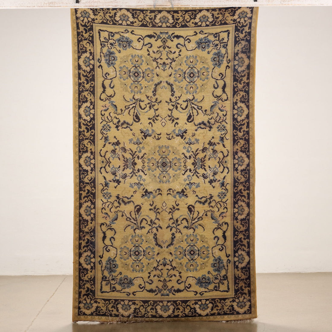  | Antiques  Carpets