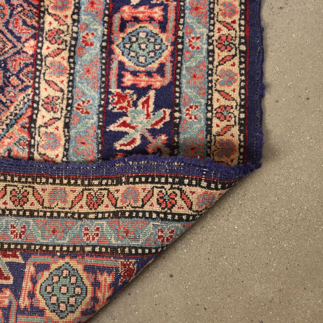  | Antiques  Carpets