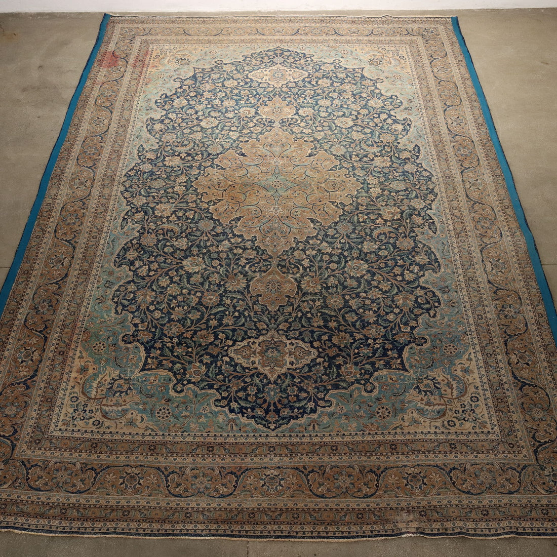  | Antiques  Carpets