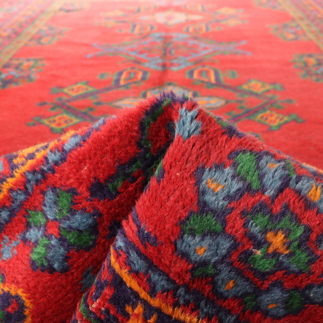  | Antiques  Carpets