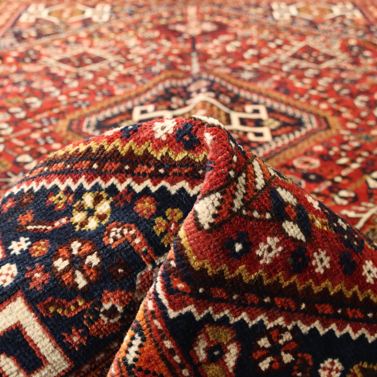  | Antiques  Carpets