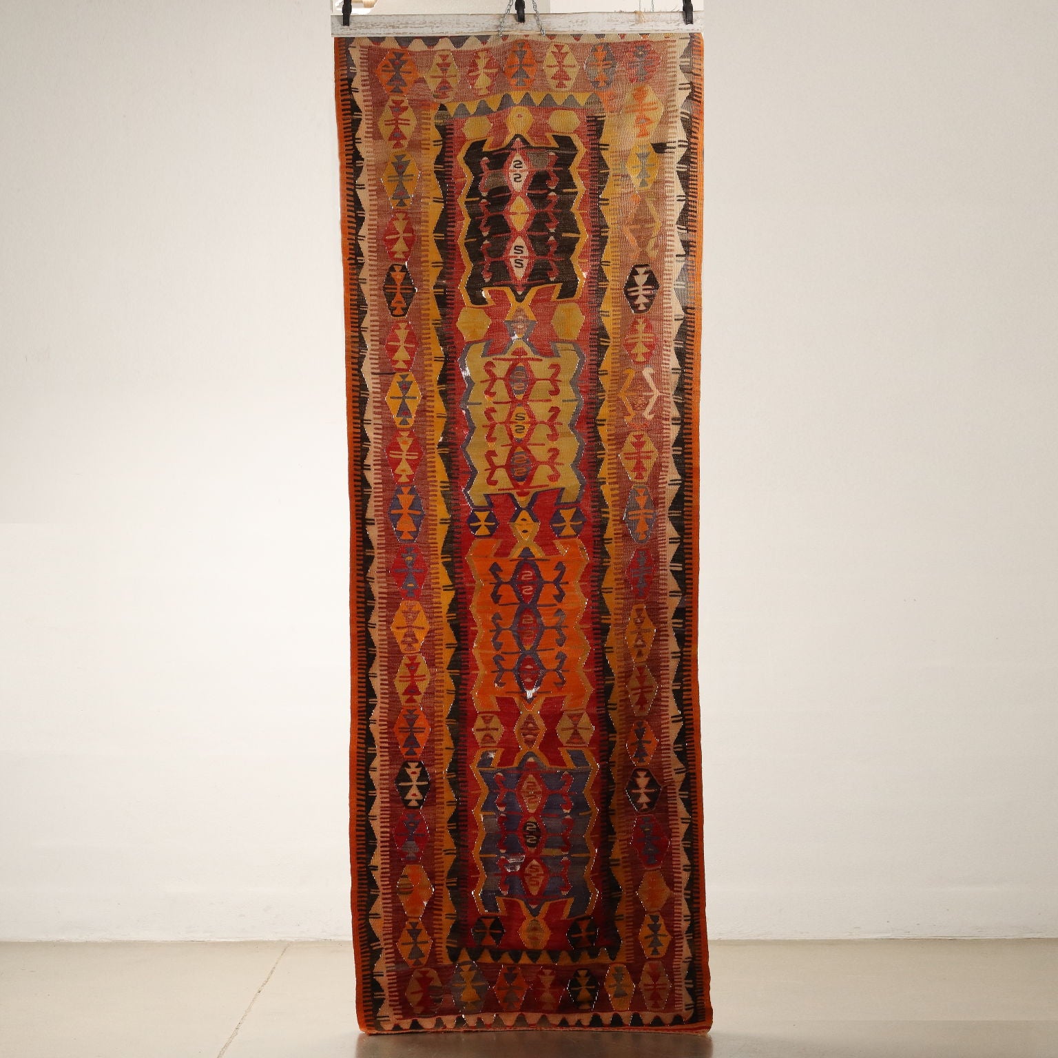  | Antiques  Carpets