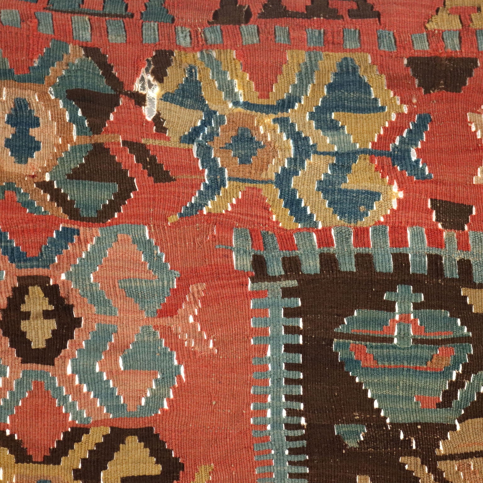  | Antiques  Carpets