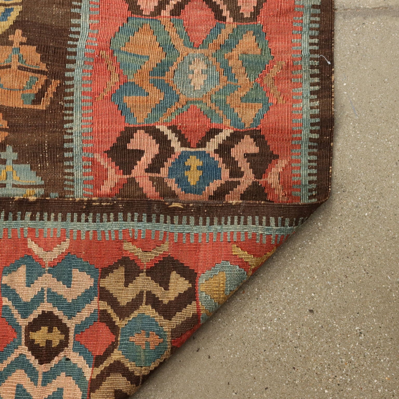  | Antiques  Carpets