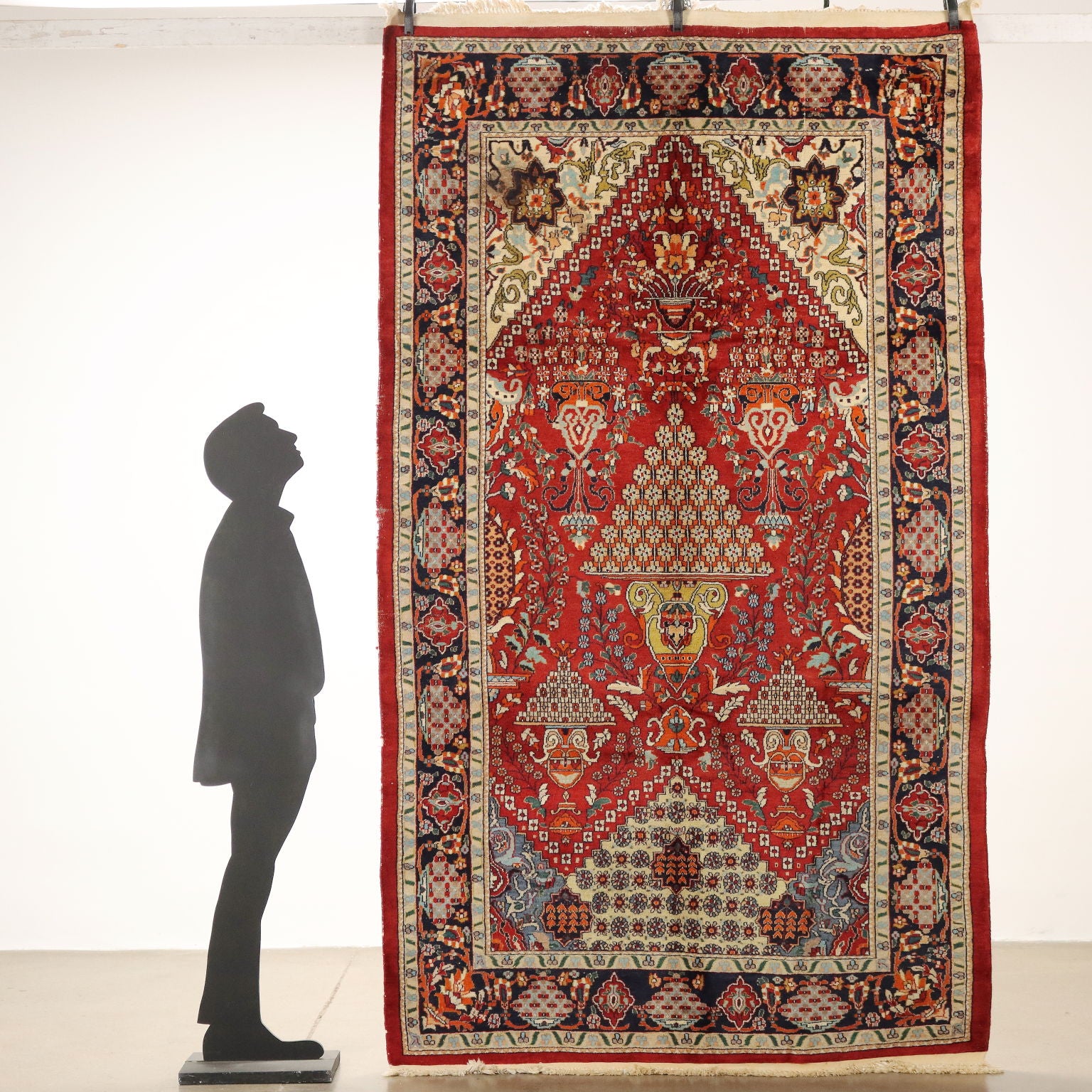  | Antiques  Carpets