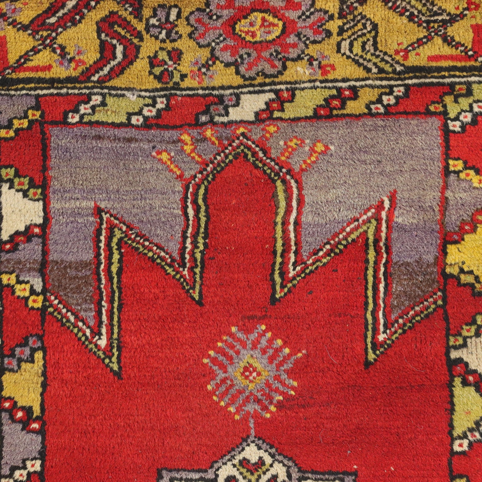  | Antiques  Carpets