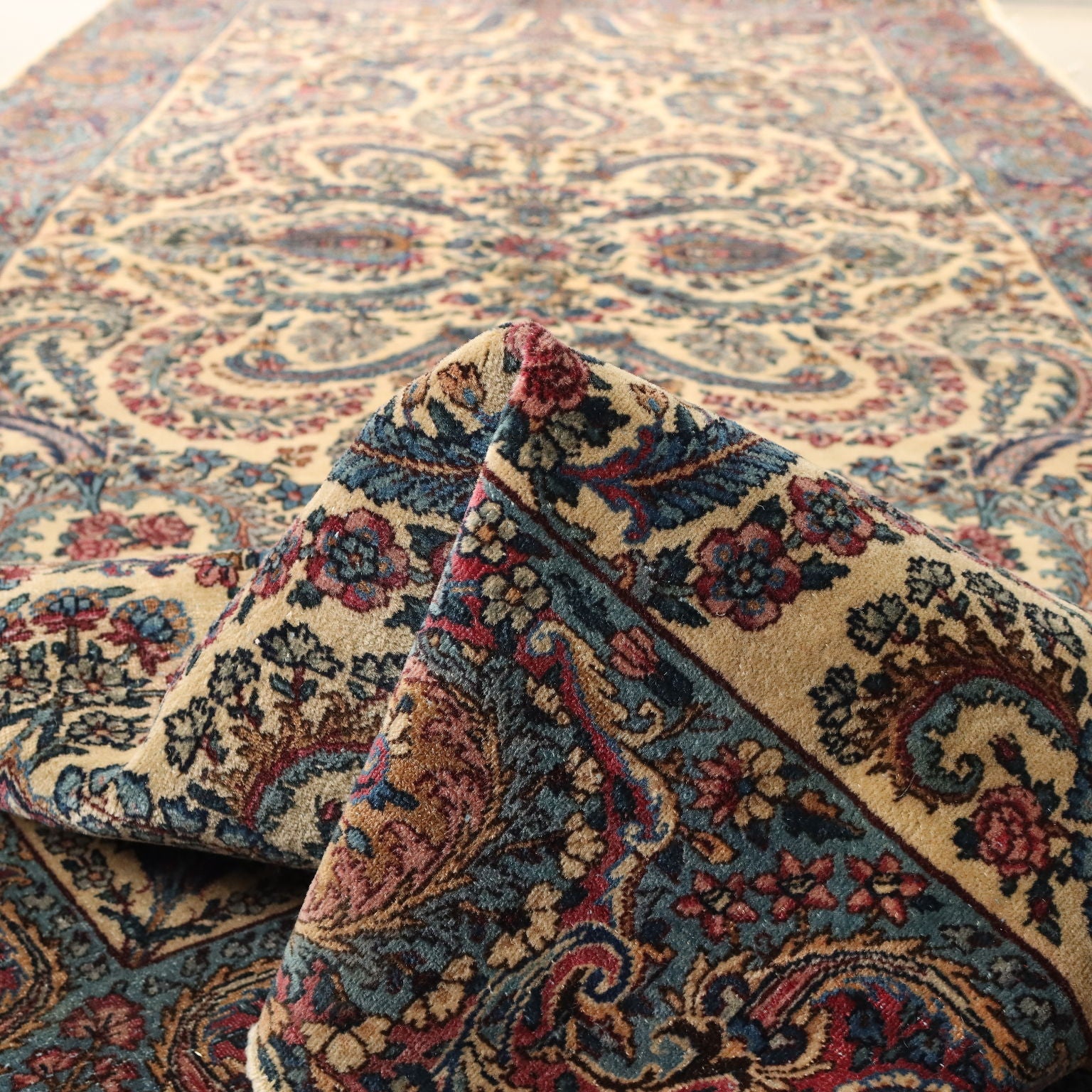 | Antiques  Carpets