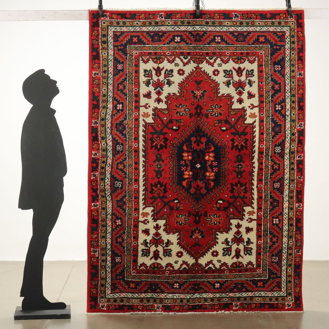  | Antiques  Carpets