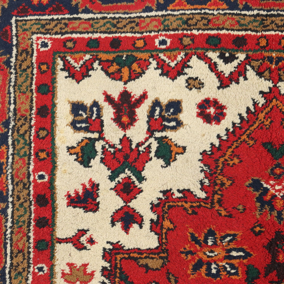  | Antiques  Carpets