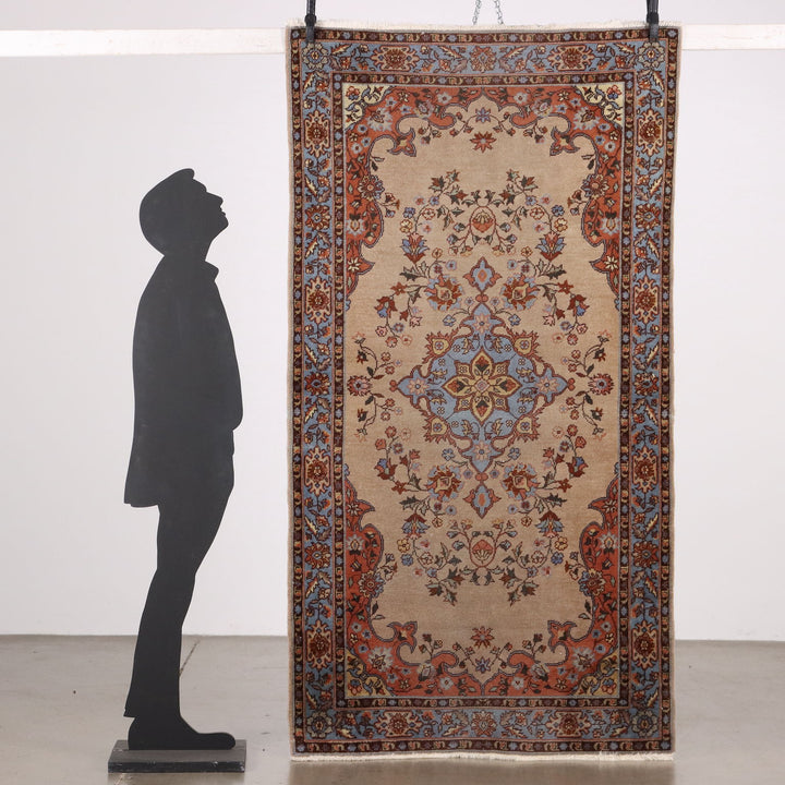  | Antiques  Carpets