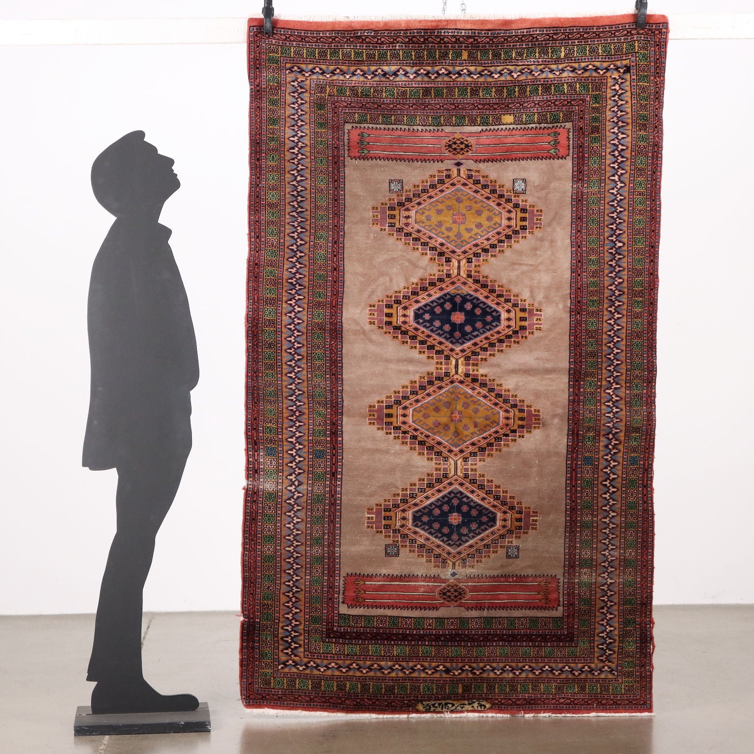  | Antiques  Carpets