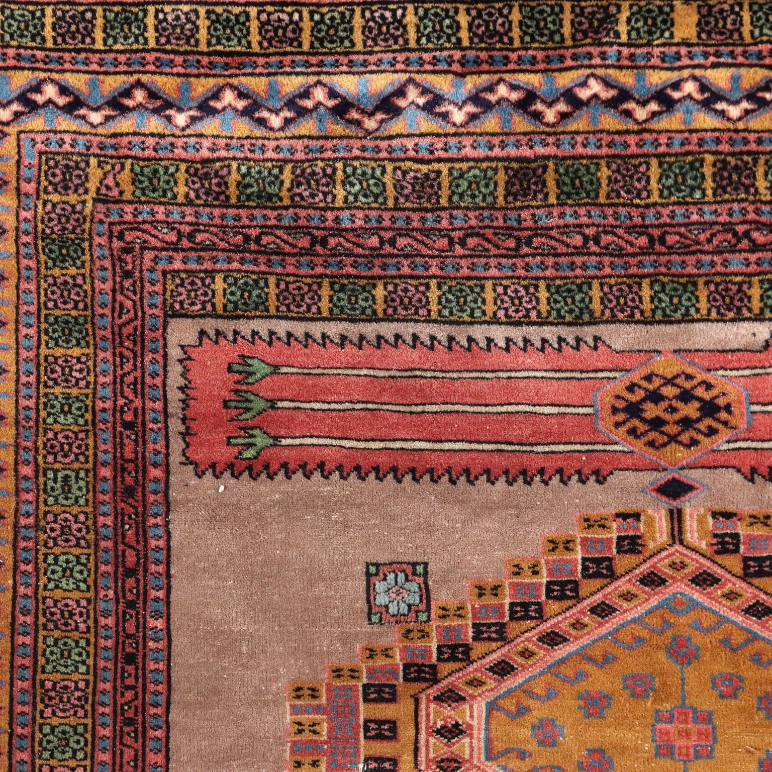  | Antiques  Carpets