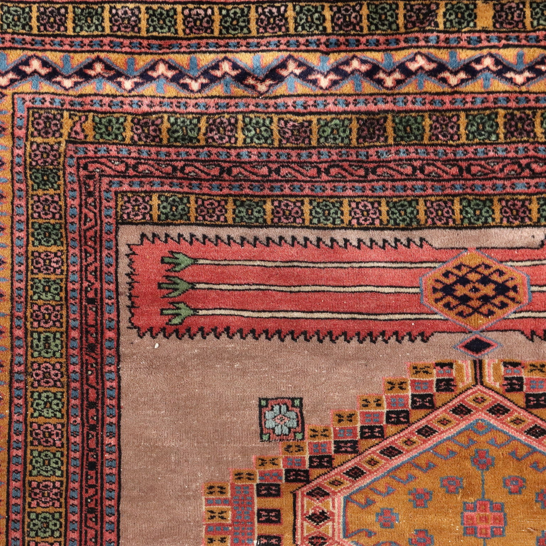  | Antiques  Carpets