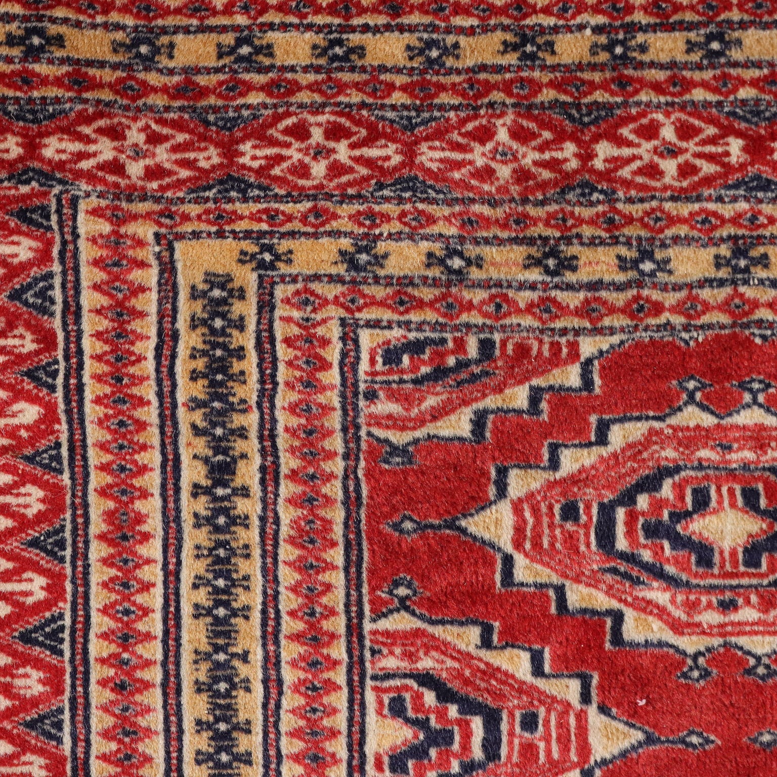  | Antiques  Carpets