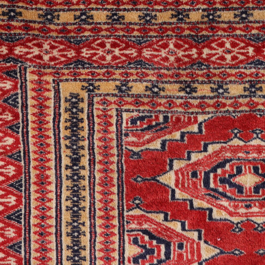  | Antiques  Carpets