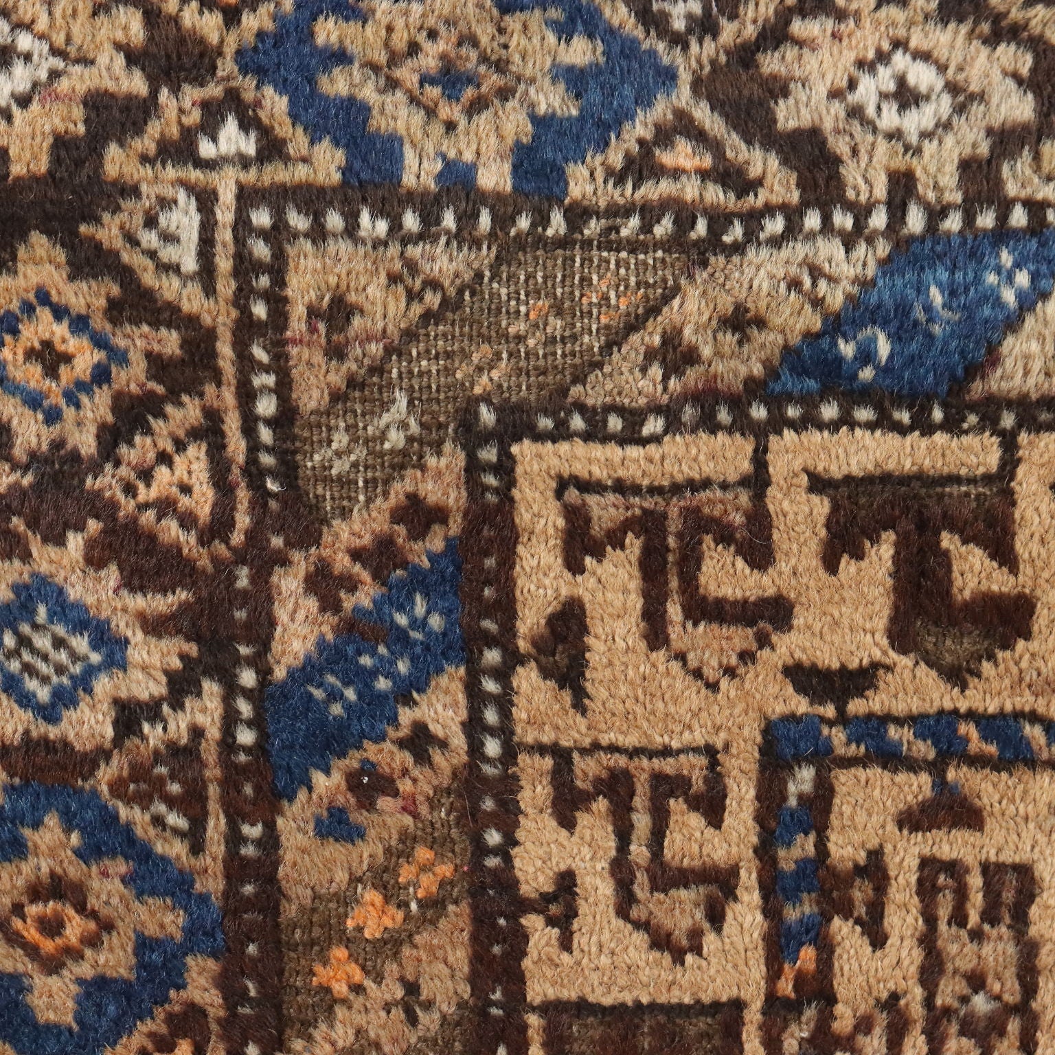  | Antiques  Carpets