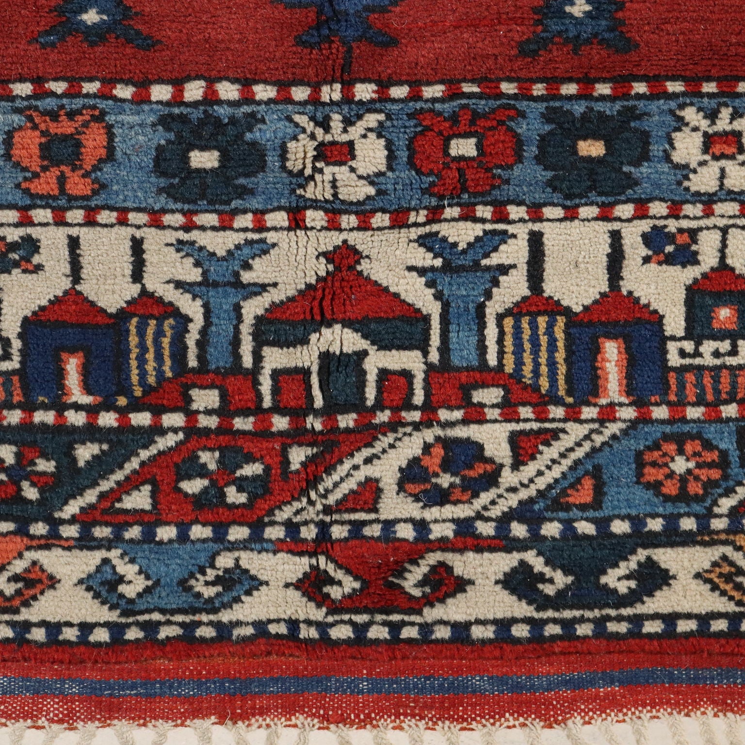  | Antiques  Carpets