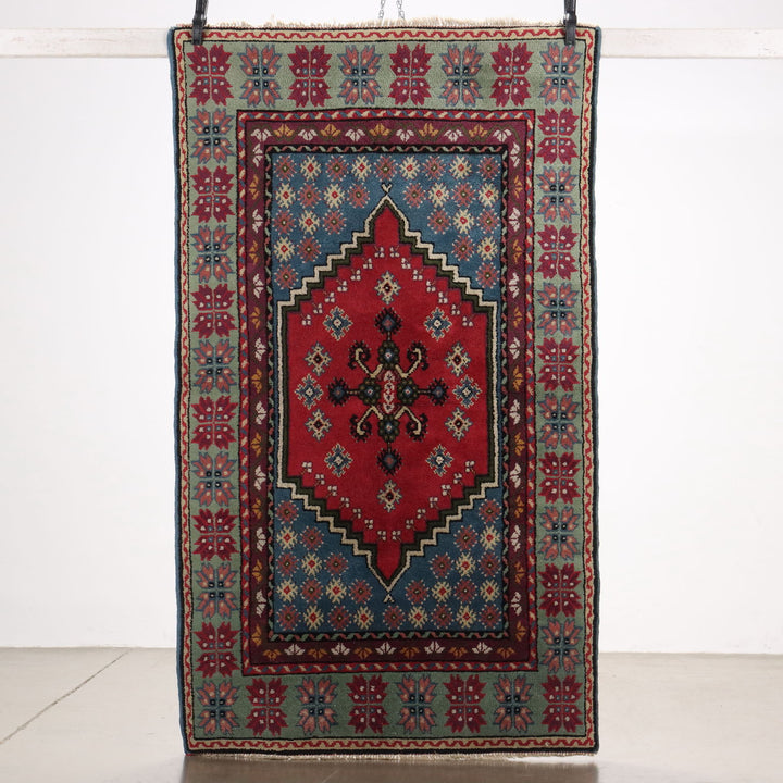  | Antiques  Carpets