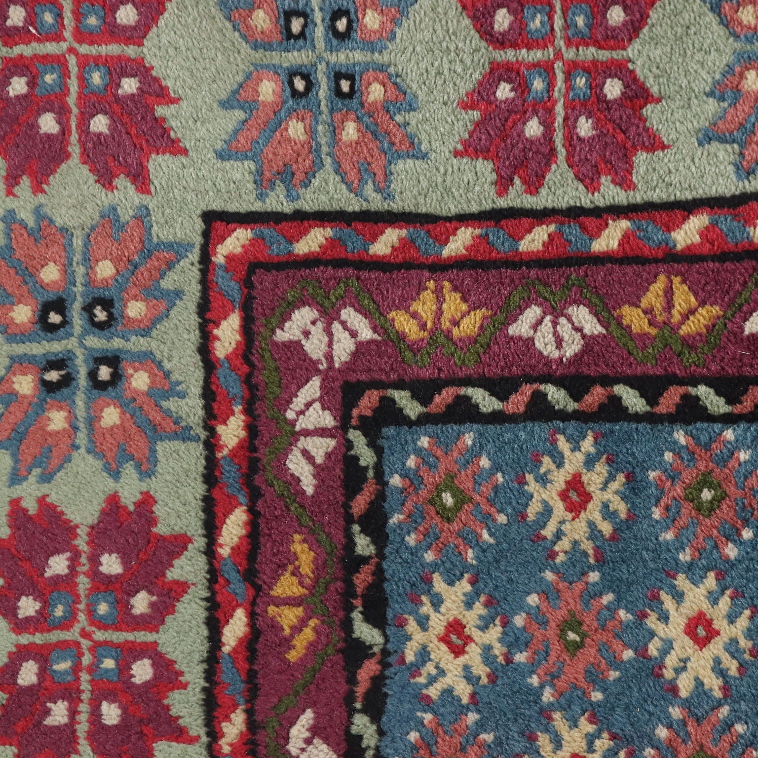  | Antiques  Carpets