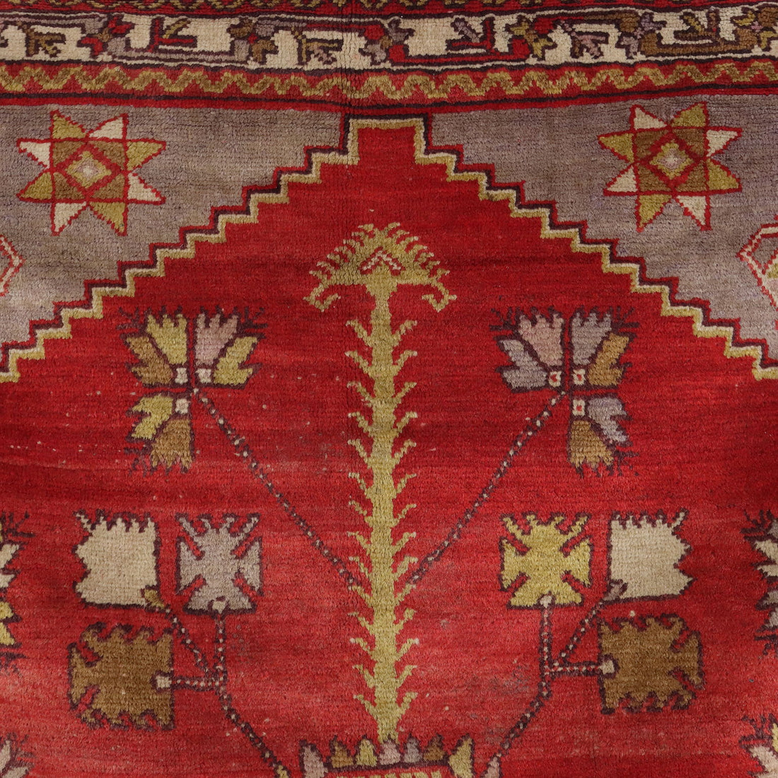  | Antiques  Carpets