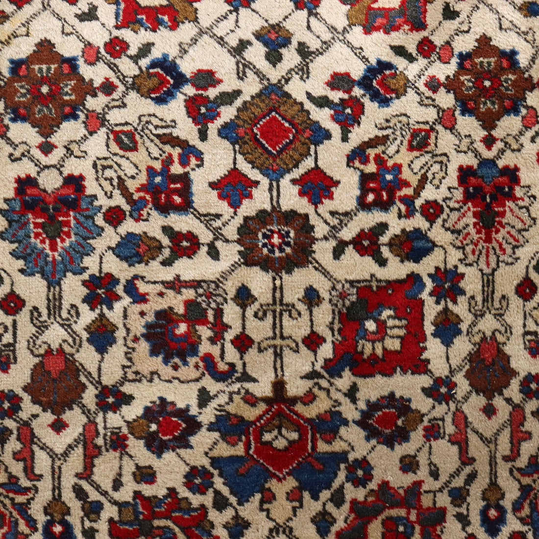  | Antiques  Carpets