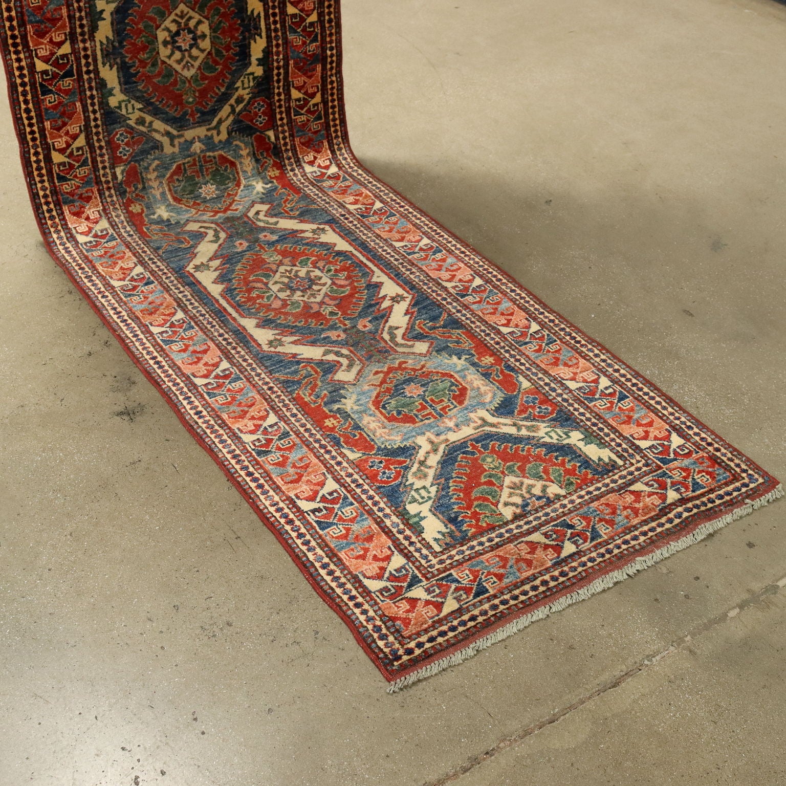  | Antiques  Carpets